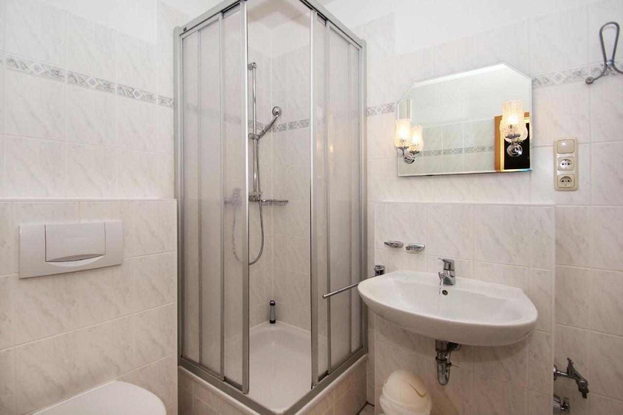 Villa Karola FeWo 09, inklusive Sauna und Schwimmbadnutzung im AHOI Sellin Goehren  Exterior foto